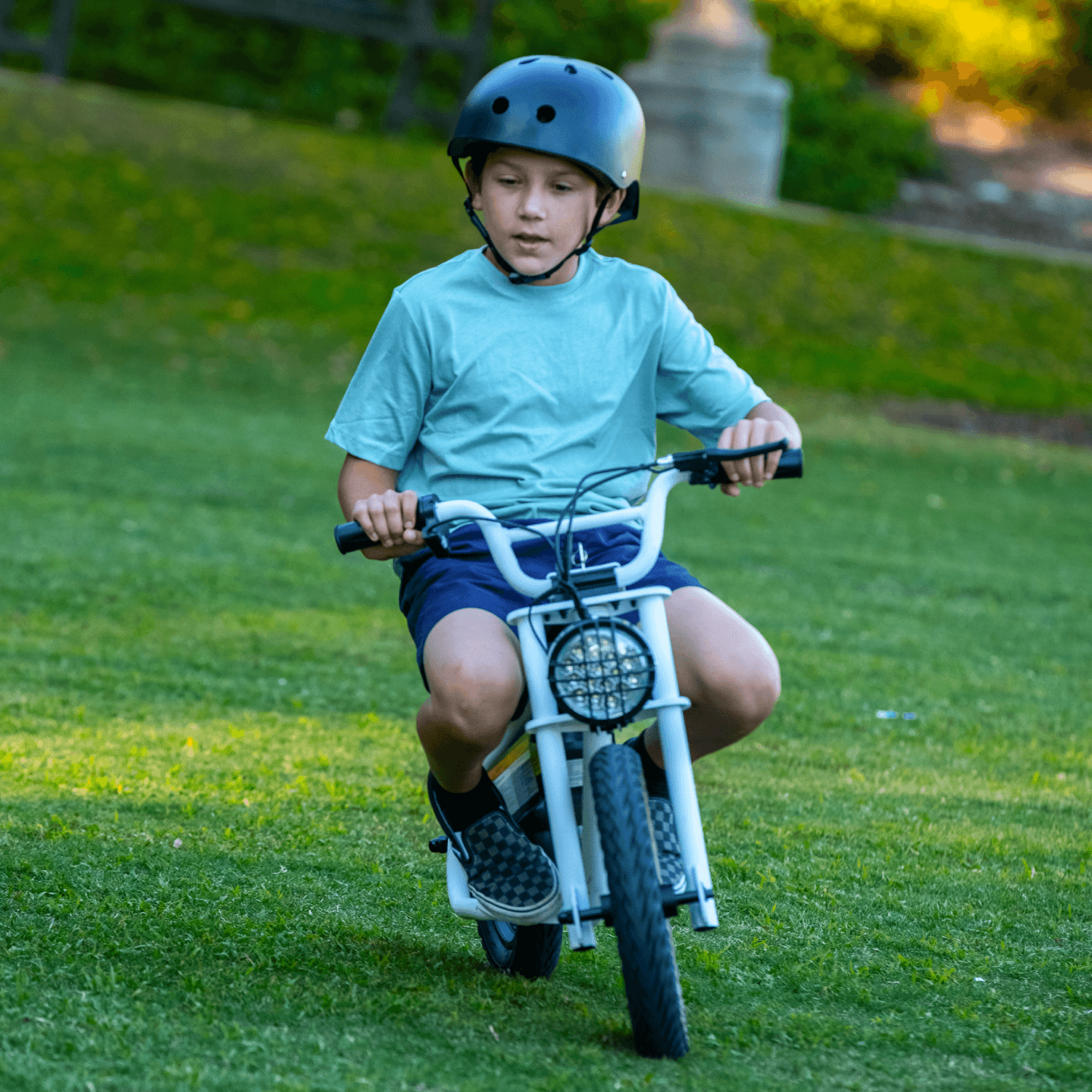 Weeler_lifestyle_boy_3c99d393-aeae-476e-ae42-4451b07bf444