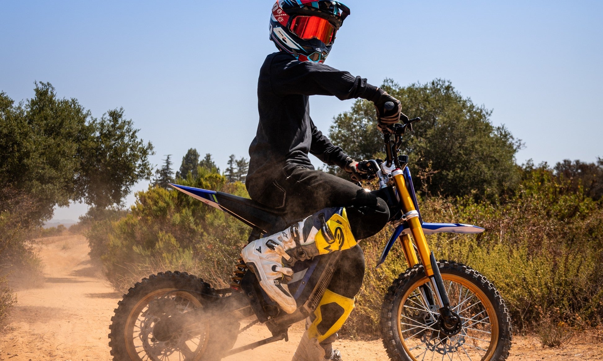 Quad Vs. Electric Dirt Bike: What’s Better For Your Kids?